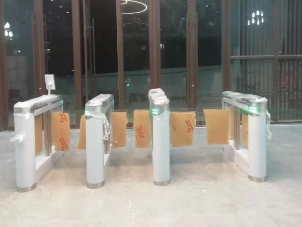 陕西新利全站体育官网登录网址人脸识别非接触式测温系统